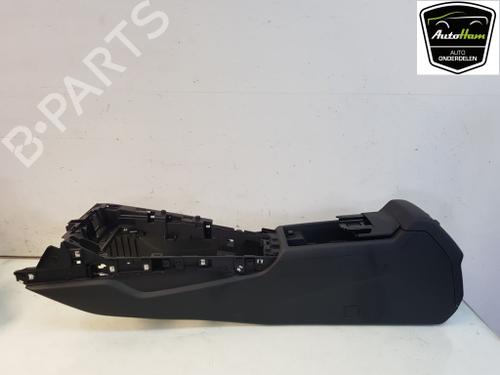 middle-console-audi-a4-b9-avant-8w5-8wd-rs4-quattro-8w1863241d6ps-8w1863241d-2015-12041973 main image