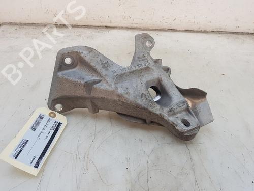 Used Engine mount BMW 3 Coupe (E92) 325 i (218 hp) 24447038