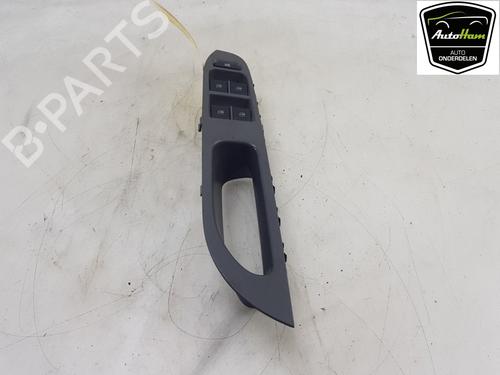 Used Switch SEAT IBIZA III (6L1) 1.4 16V (100 hp) 19316430