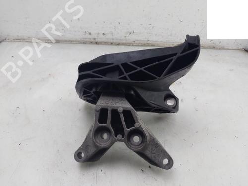Used Engine mount Engine mount PEUGEOT 5008 II (MC_, MJ_, MR_, M4_) 1.2 THP (MRHNYH, MRHNYW, MRHNSJ, MRHNSU, MRHNSM) (131 hp) 30466418 30466418