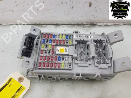 Zekeringkast HYUNDAI i20 II (GB, IB) 1.2 (84 hp) 19436588