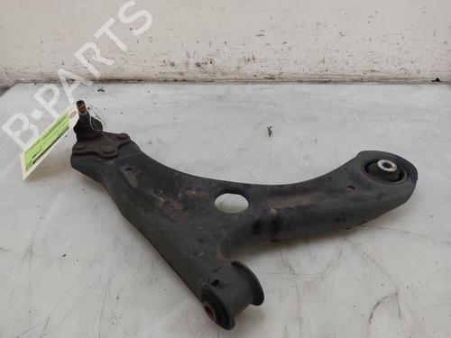 Used Right front suspension arm VW UP! (121, 122, BL1, BL2, BL3, 123) 1.0 (60 hp) 31884673