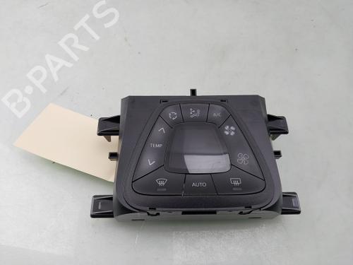 climate-control-toyota-aygo-_b4_-2014-35897483 main image