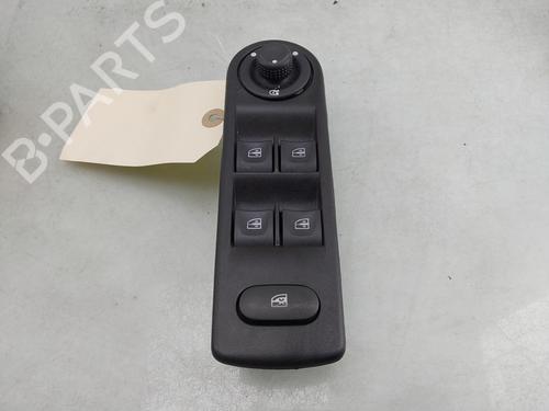Used Switch Switch RENAULT CAPTUR I (J5_, H5_) 0.9 TCe 90 (90 hp) 39711112 39711112