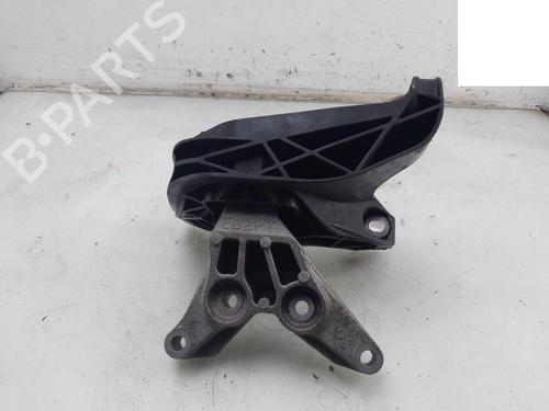 Used Engine mount PEUGEOT 5008 II (MC_, MJ_, MR_, M4_) 1.2 THP (MRHNYH, MRHNYW, MRHNSJ, MRHNSU, MRHNSM) (131 hp) 30466418