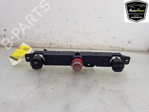 Used Warning switch FIAT 500 (312_) 1.2 (312AXA1A) (69 hp) 17825880