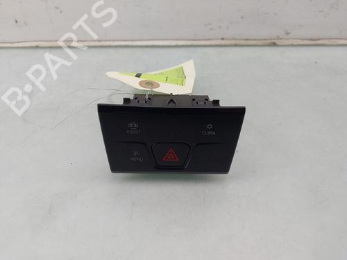 Bouton de warning VW GOLF VIII (CD1, DA1) 1.5 TSI (131 hp) 31922161