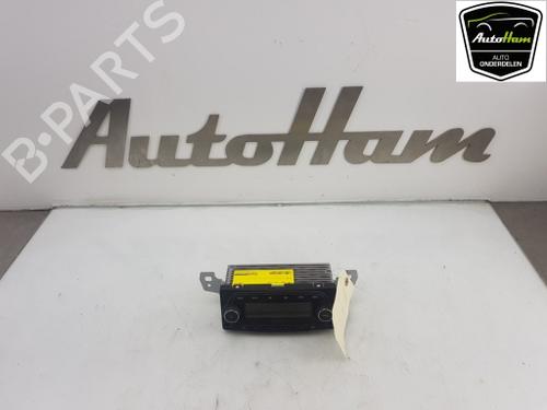 Used Radio Radio OPEL KARL (C16) 1.0 (75 hp) 19667047 19667047