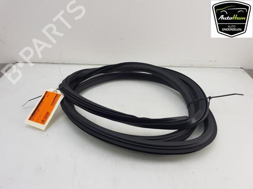 Used Rubber door seal AUDI Q5 (FYB, FYG) 2.0 TFSI quattro (252 hp) 13146982