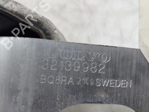 Engine mount VOLVO XC60 II (246) T8 Hybrid AWD | BP30102954M89