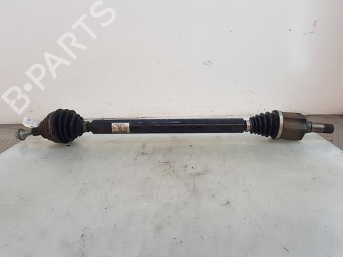 Used Right front driveshaft VW PASSAT B8 Variant (3G5, CB5) 2.0 TDI (150 hp) 26958547