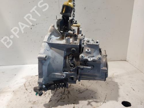 Used Gearbox OPEL CORSA F (P2JO) 1.2 (68) (101 hp) 32982640
