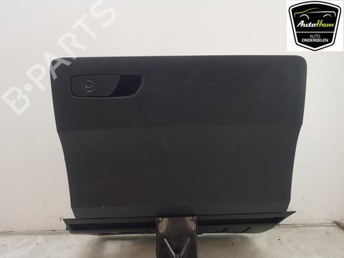 Used Glove box AUDI Q2 (GAB, GAG) 35 TFSI (150 hp) 20925861