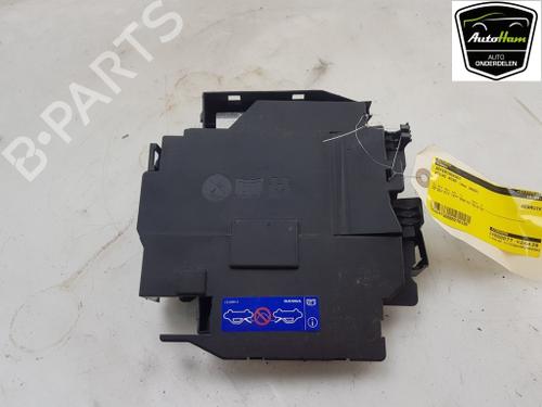 Used Fuse box Fuse box VOLVO XC40 (536) T4 Plug-in Hybrid (211 hp) 17652706 17652706