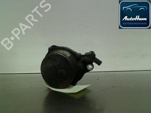 Used Vacuum pump BMW 3 Touring (E91) 320 d (163 hp) 13143669