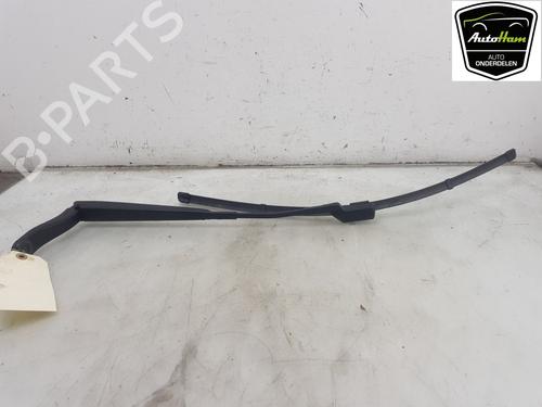 Used Front windshield wiper arm PEUGEOT 208 II (UB_, UP_, UW_, UJ_) e-208 (136 hp) 22333339