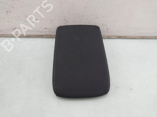 Used Armrest / Center console Armrest / Center console 37415693 37415693