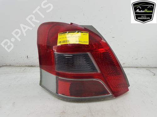 Used Left taillight TOYOTA YARIS (_P9_) 1.0 VVT-i (KSP90_, KSP90R) (69 hp) 16450692