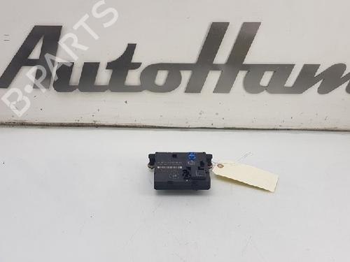 Used Control unit Control unit MERCEDES-BENZ E-CLASS (W211) E 320 CDI (211.026) (204 hp) 12010009 12010009