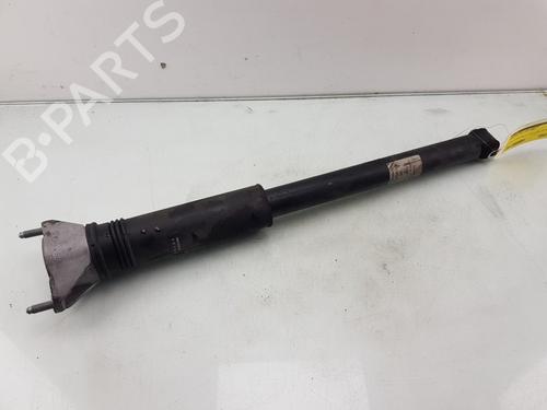 Used Left rear shock absorber Left rear shock absorber MERCEDES-BENZ CLA Shooting Brake (X118) CLA 200 (118.687) (163 hp) 33717749 33717749