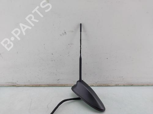 Antenne/Base Antenne/Base TOYOTA AYGO X (_B7_) 1.0 VVT-i (KGB70) (72 hp) 33976656 33976656