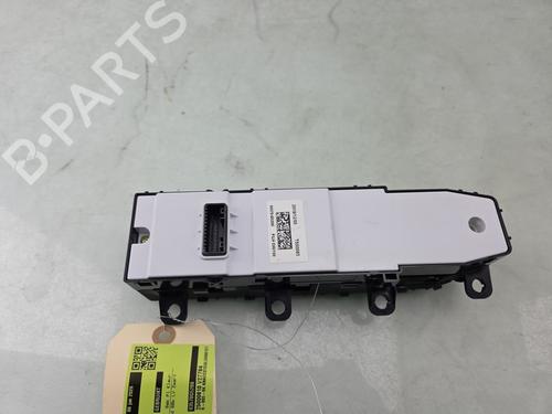 Switch KIA NIRO I (DE) 1.6 GDI Hybrid | BP31922744I30