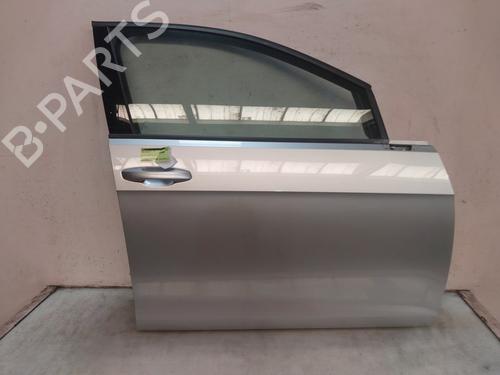 Used Right front door Right front door VW GOLF VII (5G1, BQ1, BE1, BE2) 1.5 TSI (130 hp) 33617555 33617555