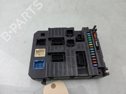 Sikringsdåse PEUGEOT 308 I (4A_, 4C_) 1.6 16V (120 hp) 31128399