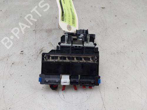 fuse-box-renault-captur-ii-hf_-2020-32229133 main image