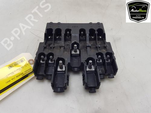 Used Fuse box Fuse box MERCEDES-BENZ SPRINTER 3,5-t Van (B907, B910) 315 CDI RWD (907.631, 907.633, 907.635, 907.637) (150 hp) 23190527 23190527