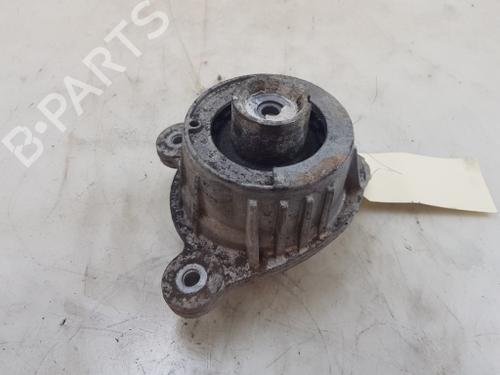 Used Engine mount Engine mount MERCEDES-BENZ VITO Van (W447) 116 CDI (447.601, 447.603, 447.605) (163 hp) 29559754 29559754