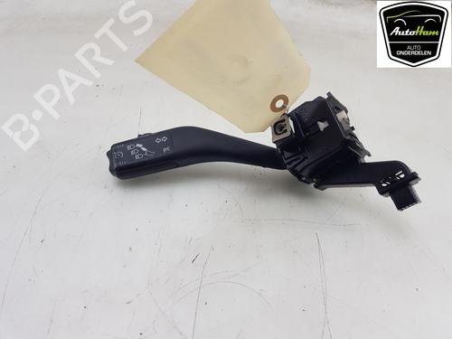 Used Steering column stalk VW GOLF VI (5K1) 2.0 TDI (110 hp) 21171966
