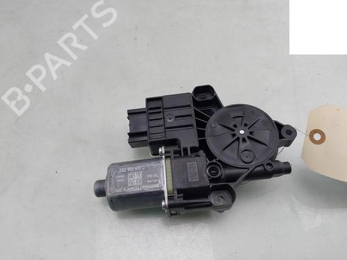 Used Electronic module SKODA FABIA III Estate (NJ5) 1.0 TSI (95 hp) 29851834