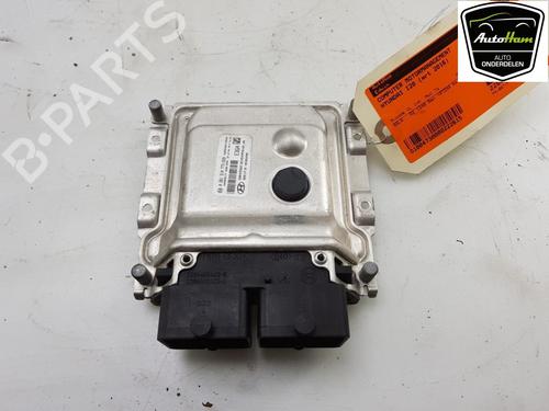 Used Engine control unit (ECU) Engine control unit (ECU) 12050516 12050516