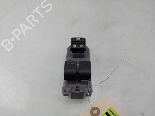 Used Switch Switch TOYOTA YARIS (_P13_) 1.5 Hybrid (NHP130_, NHP130) (101 hp) 34539596 34539596
