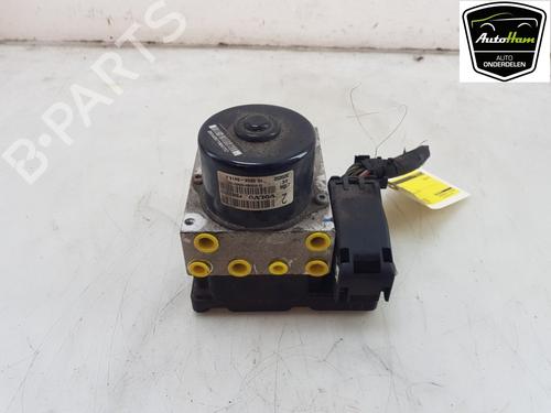 Used ABS pump VOLVO S60 I (384) 2.4 (140 hp) 21795639
