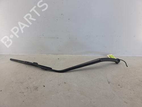 Used Front windshield wiper arm Front windshield wiper arm 36914598 36914598