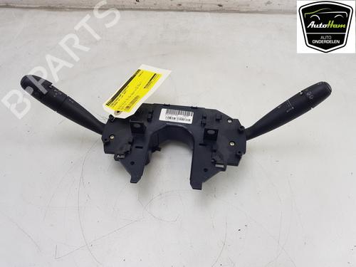 Used Steering column stalk CITROËN C4 I (LC_) 1.6 16V (109 hp) 16898869