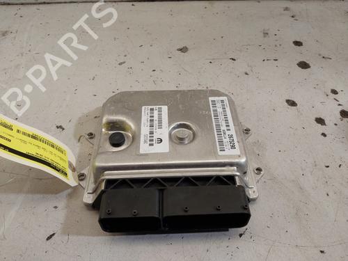 Used Engine control unit (ECU) Engine control unit (ECU) JEEP COMPASS (MP, M6, MV, M7) 1.4 MultiAir (140 hp) 39742501 39742501