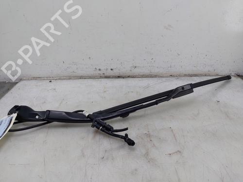 Used Front windshield wiper arm ALFA ROMEO STELVIO (949_) 2.0 Q4 (949.AXA2A) (280 hp) 29910617