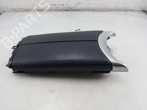 Armrest / Center console MERCEDES-BENZ C-CLASS (W205) C 350 e (205.047) | BP31170277I20