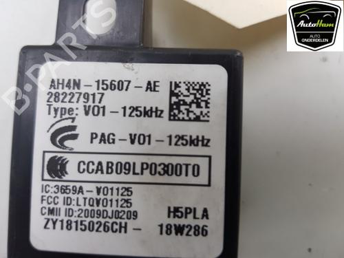 Used Ignition barrel Ignition barrel LAND ROVER RANGE ROVER SPORT II (L494) 2.0 P400e PHEV 4x4 (300 hp) 13149566 13149566