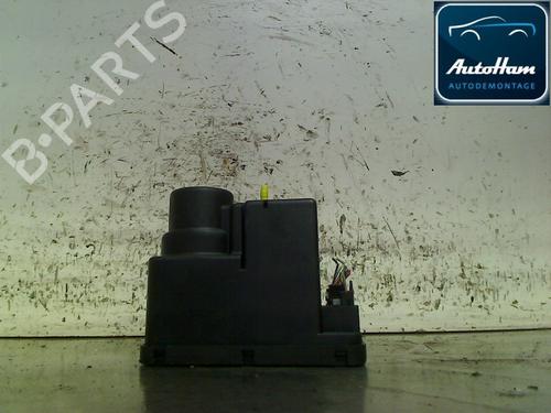 Used Central lock pump MERCEDES-BENZ C-CLASS T-Model (S202) C 230 T (202.083) (150 hp) 13143638