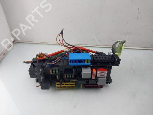 Used Fuse box MERCEDES-BENZ C-CLASS (W204) C 180 CGI (204.049) (156 hp) 30466245