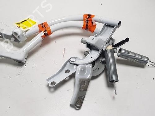 Used Hinge/Door check strap Hinge/Door check strap VW PASSAT B8 (3G2, CB2) 2.0 TDI (150 hp) 13142330 13142330