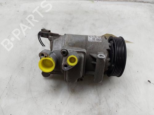 Compresseur AC VW CADDY III Box Body/MPV (2KA, 2KH, 2CA, 2CH) 1.6 TDI (102 hp) 29704753