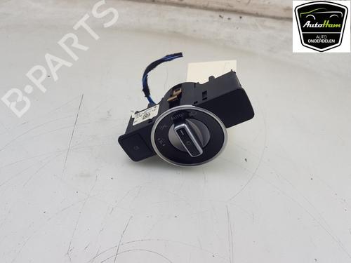 Used Headlight switch MERCEDES-BENZ CLA Coupe (C117) CLA 180 (117.342) (122 hp) 18254401