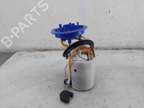 Used Fuel pump AUDI A3 Sportback (8YA, 8YF) S3 TFSI quattro (310 hp) 31638573