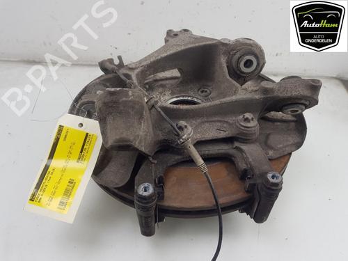 Used Right rear steering knuckle BMW 5 Touring (G31) 530 d (265 hp) 16377208