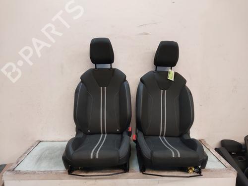 Used Seats set Seats set OPEL CORSA F (P2JO) 1.2 (68) (101 hp) 32748139 32748139
